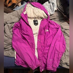 Women’s north face rain jacket